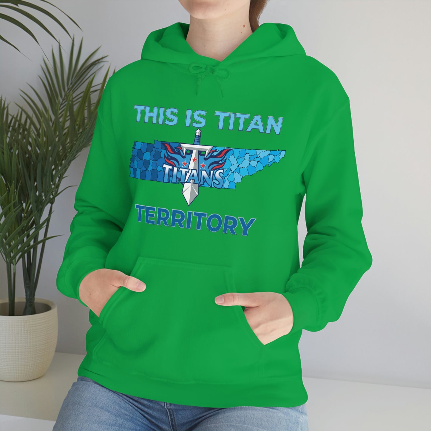 Tennessee Titans Front Side Only Heavy Blend™ Hooded Sweatshirt